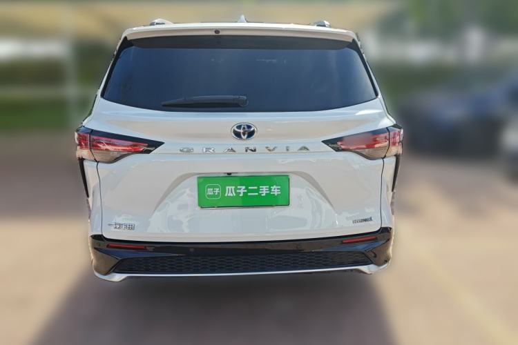 Used Toyota Granvia 2022 2.5L Hybrid Premium Edition Rear