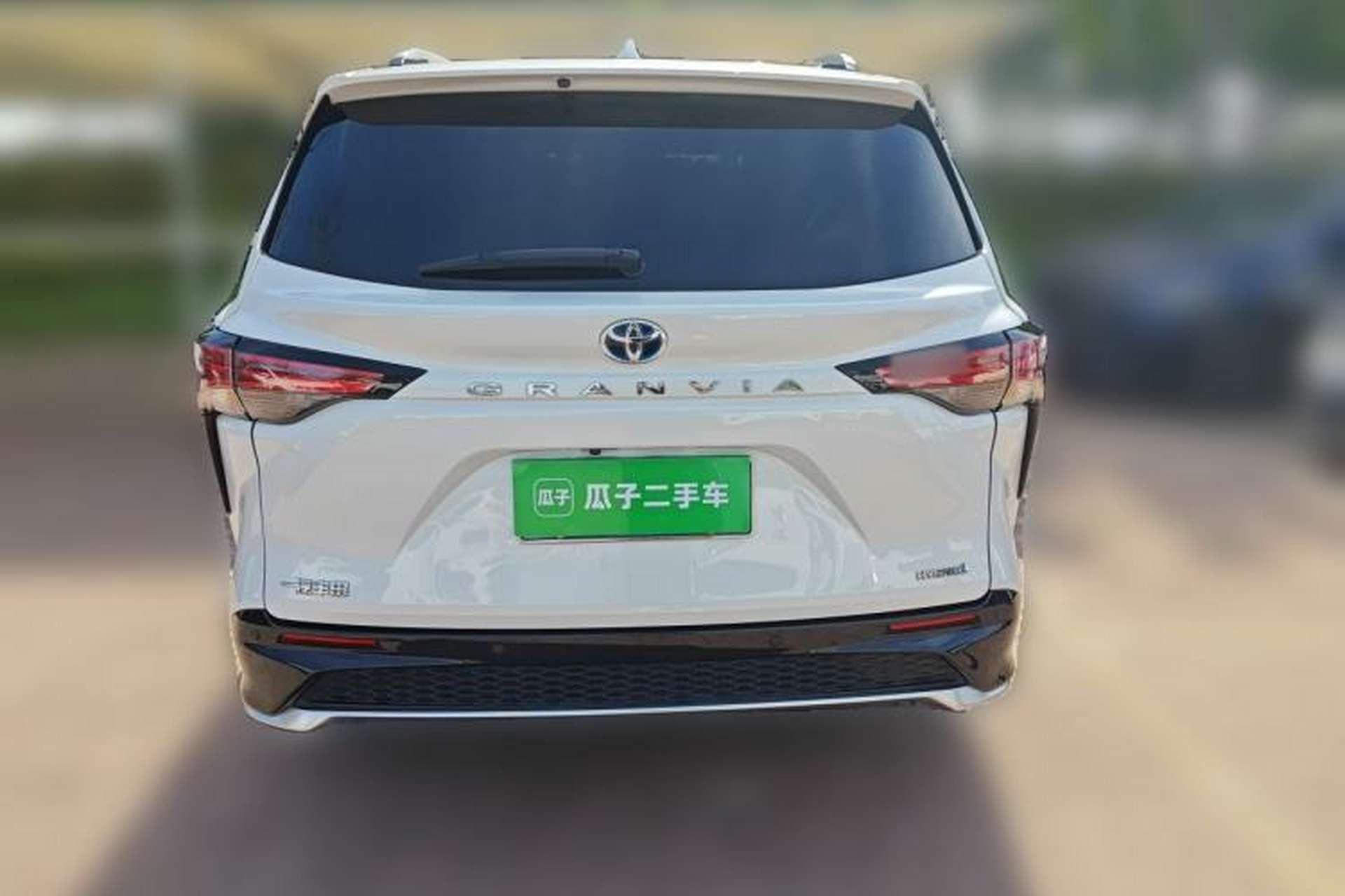 Used Toyota Granvia 2022 2.5L Hybrid Premium Edition Rear