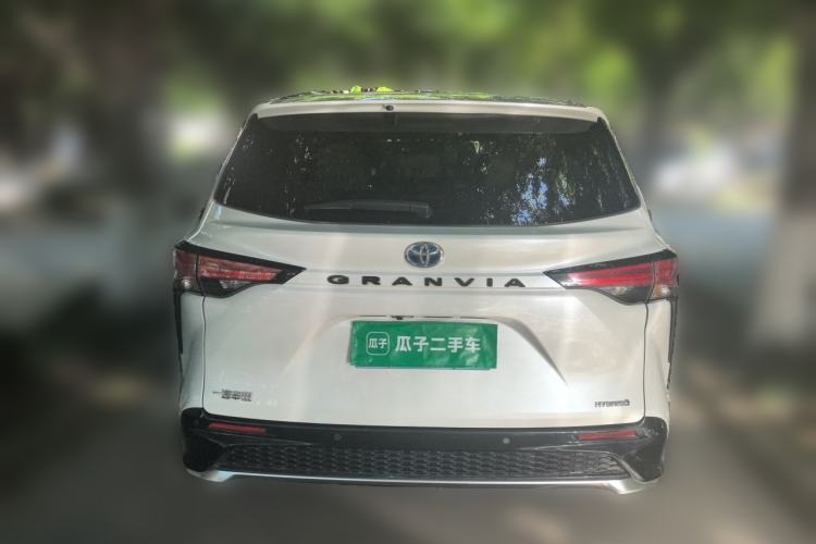 Used Toyota Granvia 2022 2.5L Hybrid Premium Edition Rear
