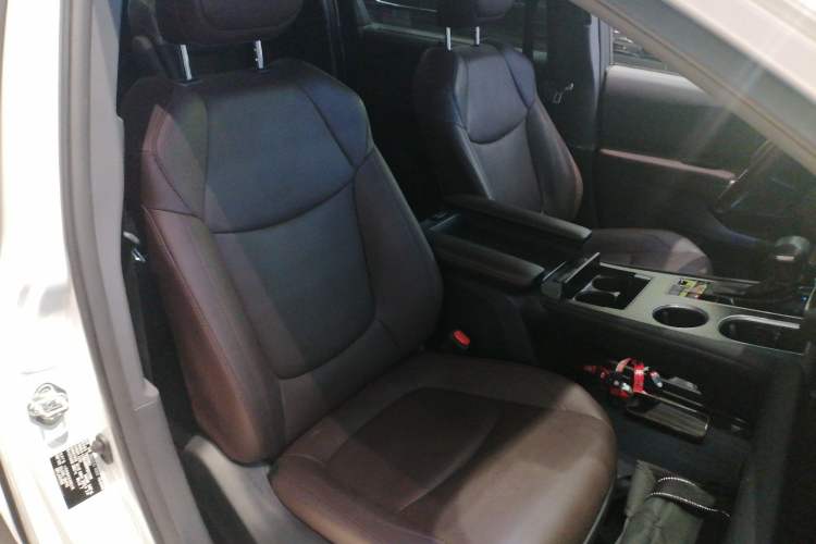 Used Toyota Granvia 2022 2.5L Hybrid Flagship Edition Right Front Seat