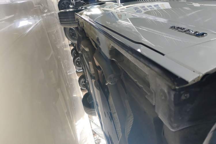 Used Toyota Granvia 2022 2.5L Hybrid Flagship Edition Right Side Sill