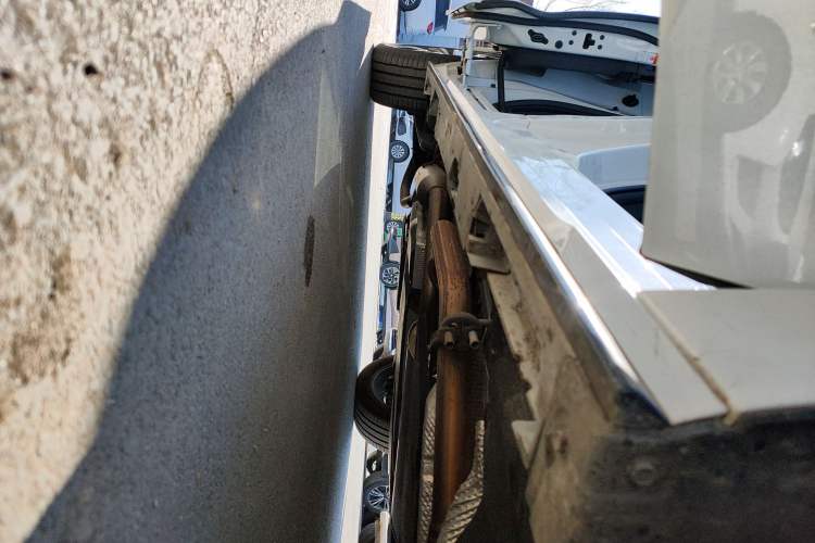 Used Toyota Granvia 2022 2.5L Hybrid Flagship Edition Right Side Sill