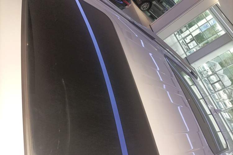 Used Toyota Granvia 2022 2.5L Hybrid Premium Edition Roof