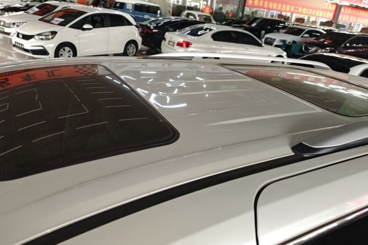 Used Toyota Granvia 2022 2.5L Hybrid Prestige Edition Roof