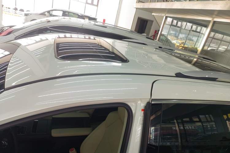 Used Toyota Granvia 2022 2.5L Hybrid Prestige Edition Roof