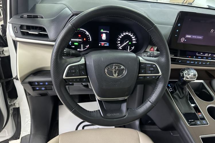 Used Toyota Granvia 2022 2.5L Hybrid Premium Edition Steering Wheel