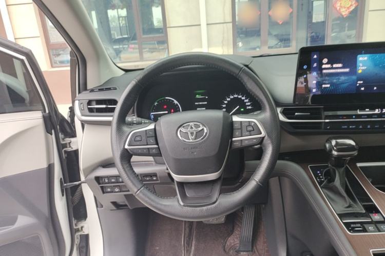 Used Toyota Granvia 2022 2.5L Hybrid Premium Edition Steering Wheel