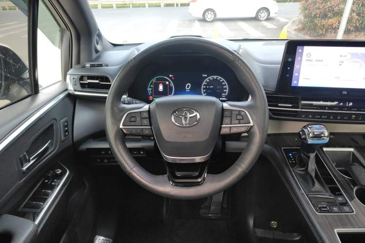 Used Toyota Granvia 2022 2.5L Hybrid Flagship Edition Steering Wheel