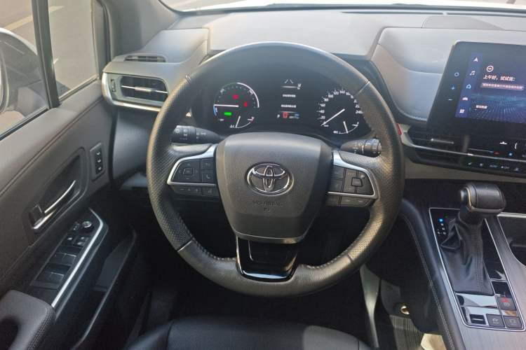 Used Toyota Granvia 2022 2.5L Hybrid Prestige Edition Steering Wheel