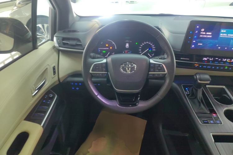 Used Toyota Granvia 2022 2.5L Hybrid Prestige Edition Steering Wheel