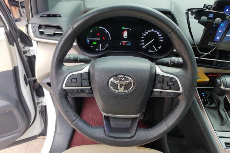 Used Toyota Granvia 2022 2.5L Hybrid Premium Edition Steering Wheel