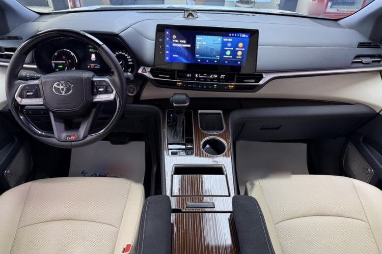 Used Toyota Granvia 2022 2.5L Hybrid Premium Edition Steering Wheel