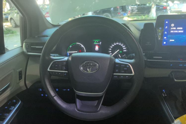 Used Toyota Granvia 2022 2.5L Hybrid Premium Edition Steering Wheel