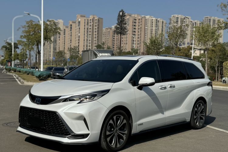 Used Toyota Granvia 2022 2.5L Hybrid Prestige Edition Guazi used car, China used car export, Used car for sale, Used  cars, Cheapest cars for sale