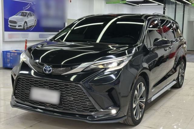 Used Toyota Granvia 2023 2.5L Hybrid Flagship VIP Edition