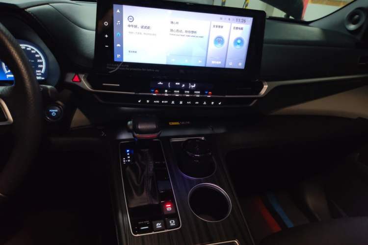 Used Toyota Granvia 2023 2.5L Hybrid Prestige VIP Edition Audio And AC Panel