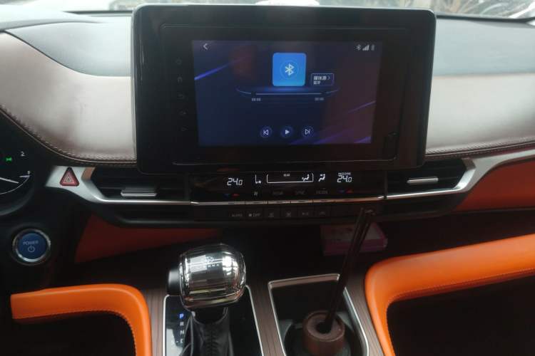 Used Toyota Granvia 2023 2.5L Hybrid Comfort Edition Audio And AC Panel