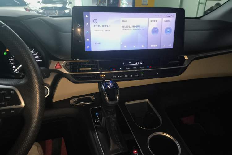 Used Toyota Granvia 2023 2.5L Hybrid Prestige PLUS Edition Audio And AC Panel