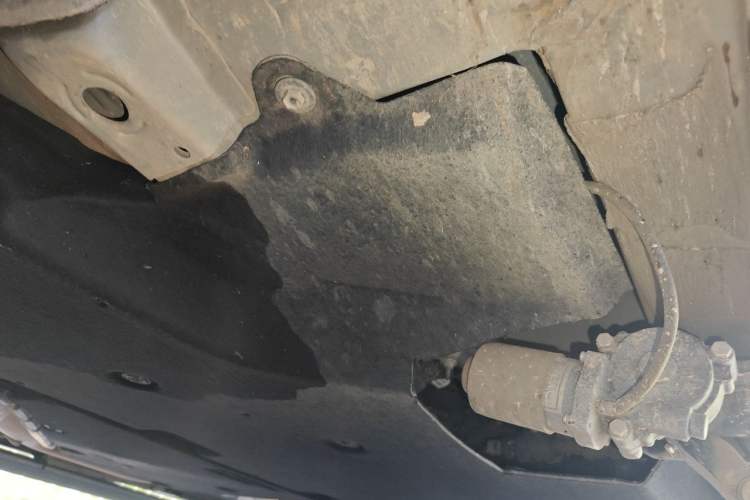Used Toyota Granvia 2023 2.5L Hybrid Luxury Edition Chassis Front Left