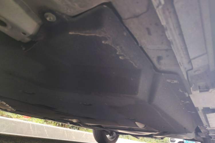 Used Toyota Granvia 2023 2.5L Hybrid Flagship VIP Edition Chassis Front Left