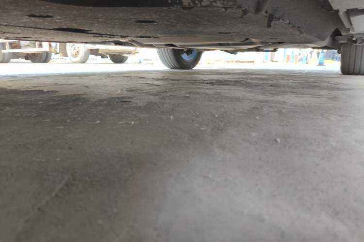 Used Toyota Granvia 2023 2.5L Hybrid Prestige PLUS Edition Chassis Front Left