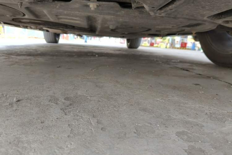 Used Toyota Granvia 2023 2.5L Hybrid Prestige PLUS Edition Chassis Front