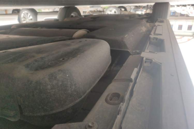 Used Toyota Granvia 2023 2.5L Hybrid Comfort Edition Chassis Rear Left