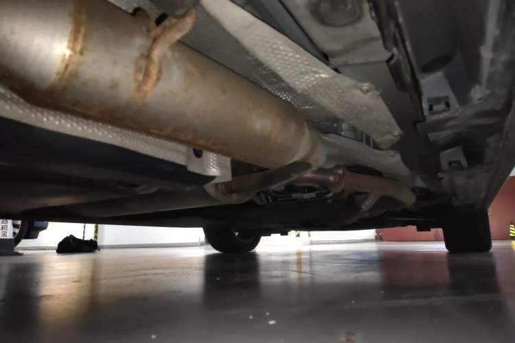 Used Toyota Granvia 2023 2.5L Hybrid Prestige VIP Edition Chassis Rear Right