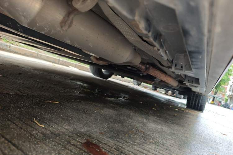 Used Toyota Granvia 2023 2.5L Hybrid Flagship VIP Edition Chassis Rear Right