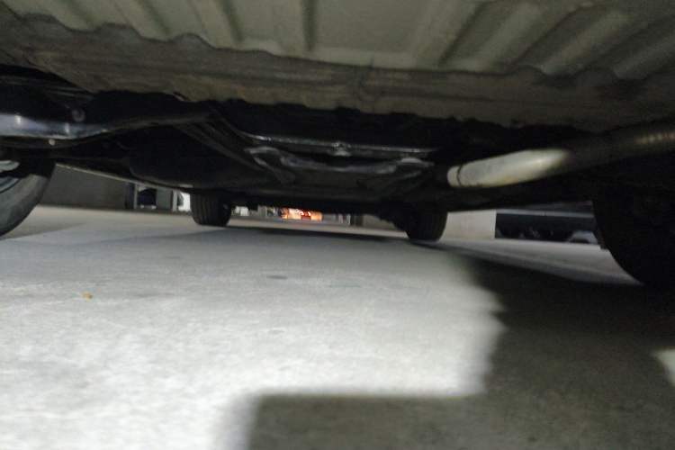 Used Toyota Granvia 2023 2.5L Hybrid Luxury Edition Chassis Rear