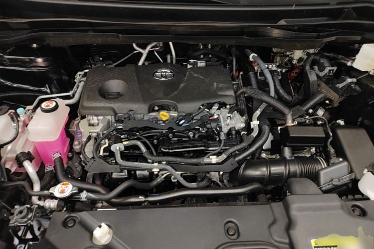 Used Toyota Granvia 2023 2.5L Hybrid Comfort Edition Engine Bay