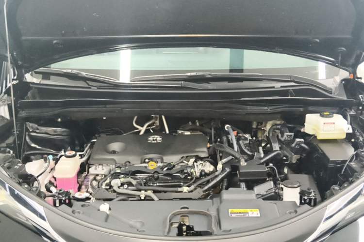 Used Toyota Granvia 2023 2.5L Hybrid Comfort Edition Engine Bay