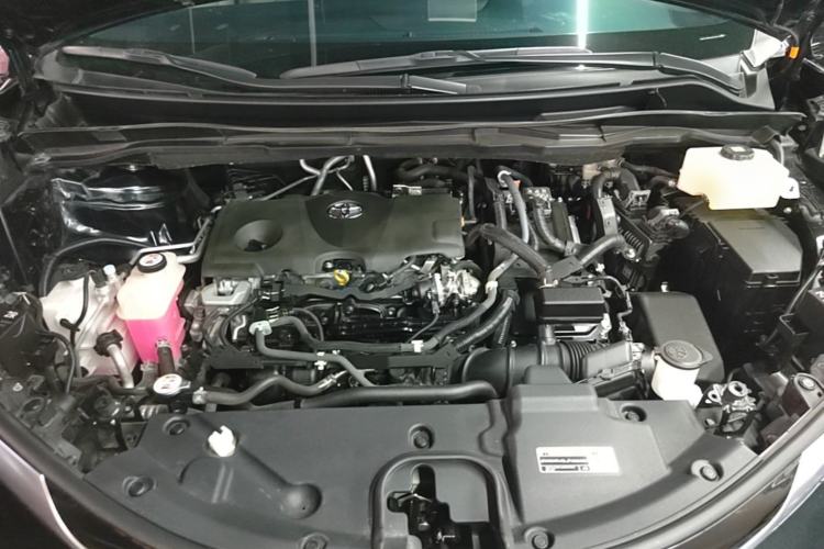 Used Toyota Granvia 2023 2.5L Hybrid Prestige PLUS Edition Engine Bay
