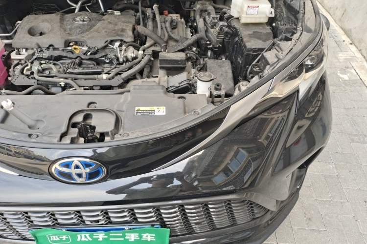 Used Toyota Granvia 2023 2.5L Hybrid Prestige PLUS Edition Engine Bay Left