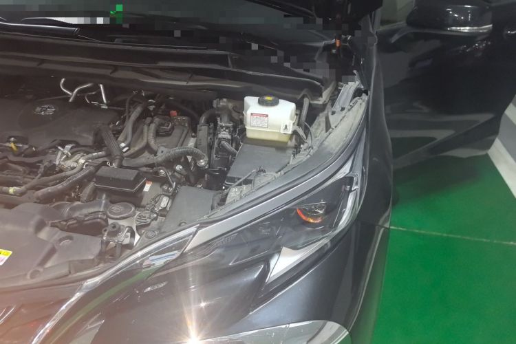 Used Toyota Granvia 2023 2.5L Hybrid Prestige PLUS Edition Engine Bay Left