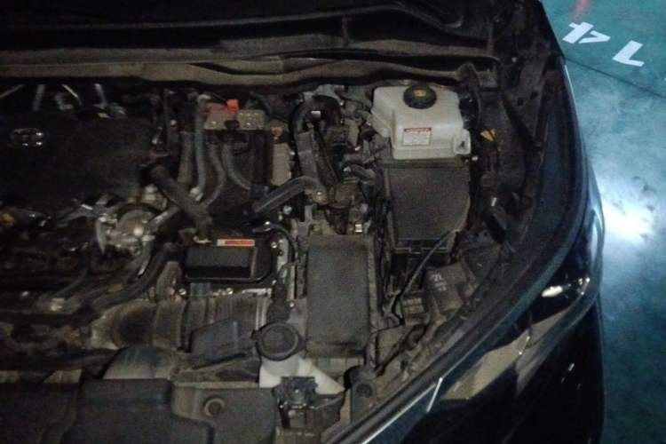 Used Toyota Granvia 2023 2.5L Hybrid Prestige PLUS Edition Engine Bay Left