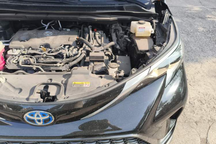 Used Toyota Granvia 2023 2.5L Hybrid Prestige VIP Edition Engine Bay Left