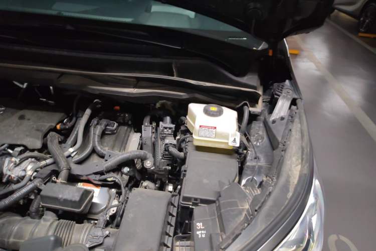 Used Toyota Granvia 2023 2.5L Hybrid Prestige VIP Edition Engine Bay Left
