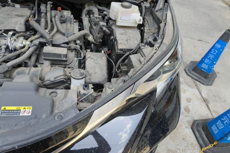 Used Toyota Granvia 2023 2.5L Hybrid Prestige PLUS Edition Engine Bay Left