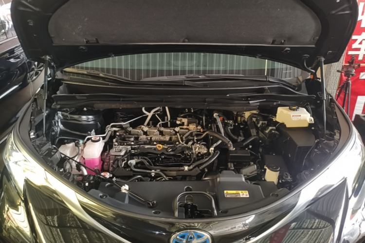 Used Toyota Granvia 2023 2.5L Hybrid Prestige PLUS Edition Engine Bay