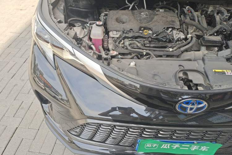 Used Toyota Granvia 2023 2.5L Hybrid Prestige PLUS Edition Engine Bay Right