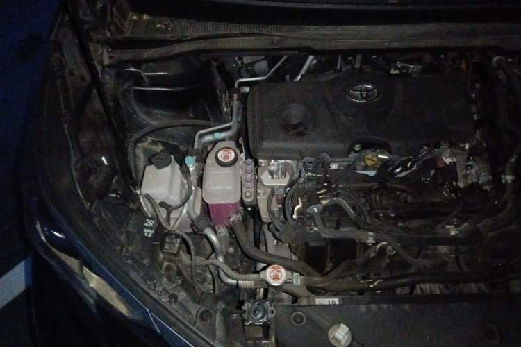 Used Toyota Granvia 2023 2.5L Hybrid Prestige PLUS Edition Engine Bay Right