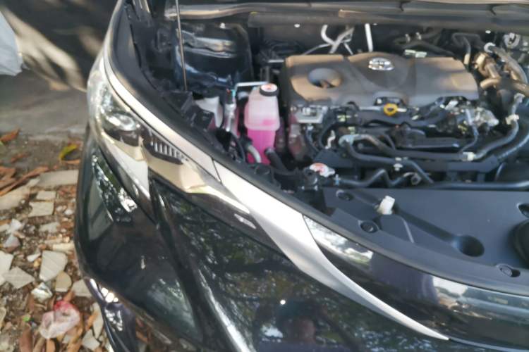 Used Toyota Granvia 2023 2.5L Hybrid Prestige PLUS Edition Engine Bay Right