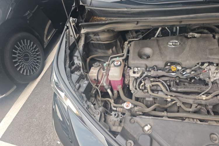 Used Toyota Granvia 2023 2.5L Hybrid Prestige PLUS Edition Engine Bay Right