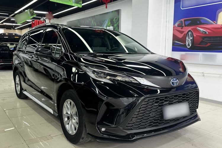 Used Toyota Granvia 2023 2.5L Hybrid Comfort Edition Exterior 1