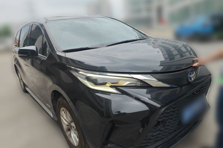 Used Toyota Granvia 2023 2.5L Hybrid Comfort Edition Exterior 2