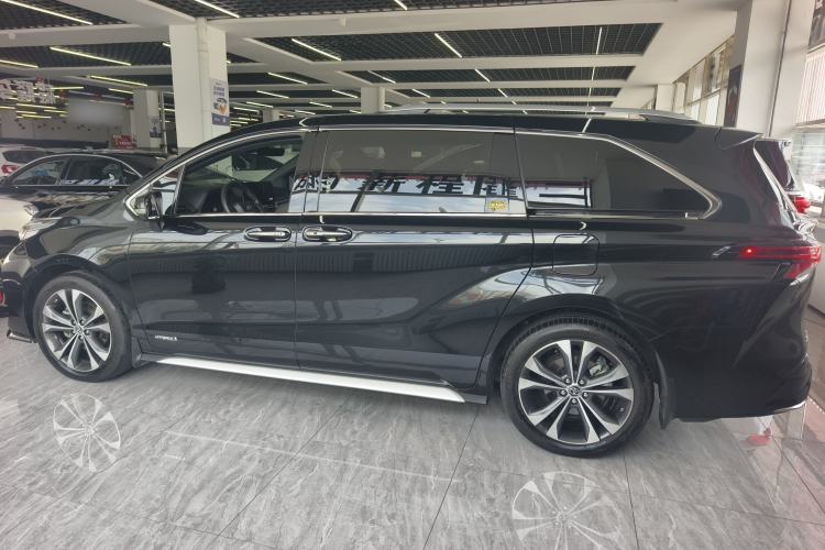 Used Toyota Granvia 2023 2.5L Hybrid Prestige VIP Edition Exterior 5