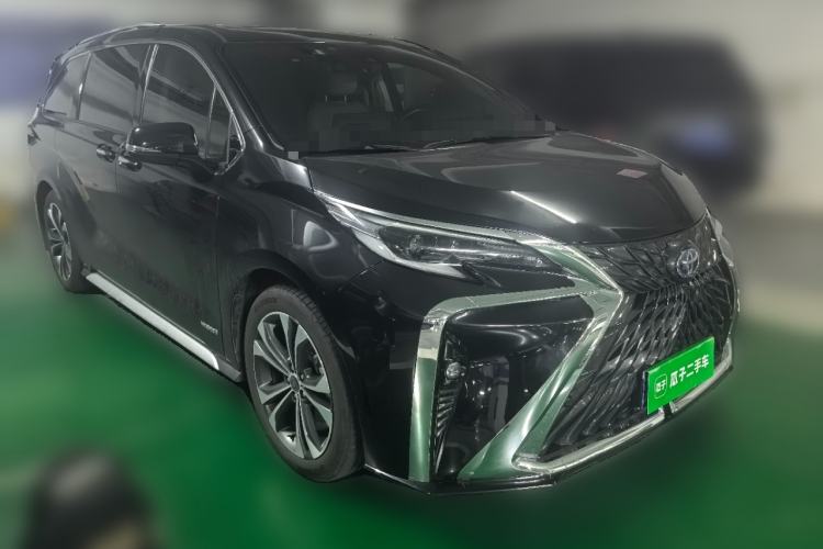 Used Toyota Granvia 2023 2.5L Hybrid Prestige PLUS Edition Front Right 45 Deg