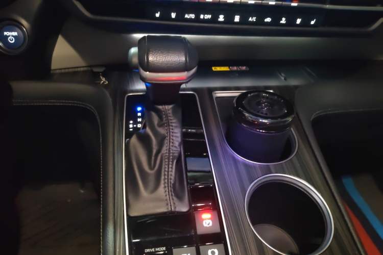 Used Toyota Granvia 2023 2.5L Hybrid Prestige VIP Edition Gear Lever