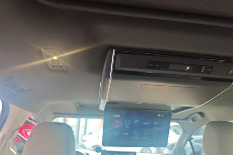 Used Toyota Granvia 2023 2.5L Hybrid Prestige PLUS Edition Headliner